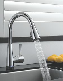 running kitchen faucet